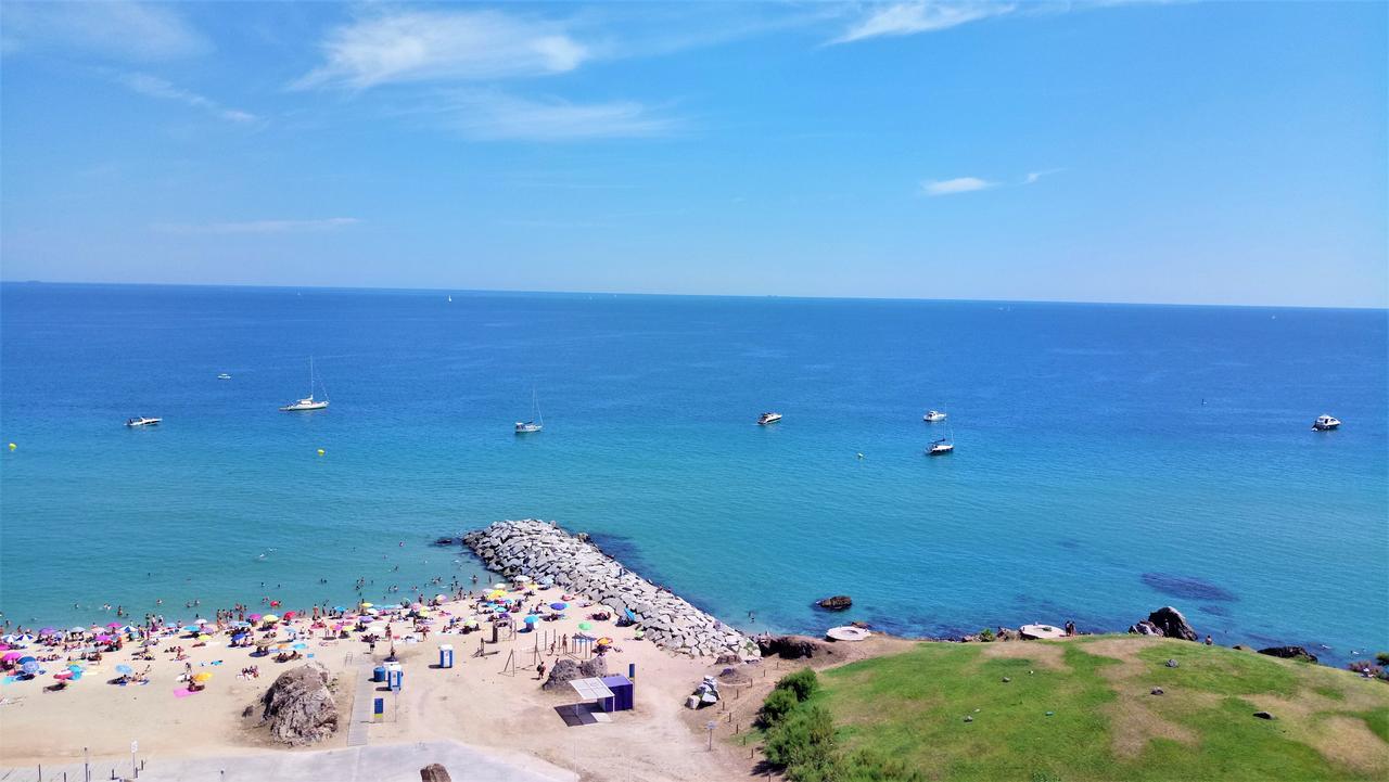 Helena Seaview & Beach-Apartment Montgat Eksteriør bilde