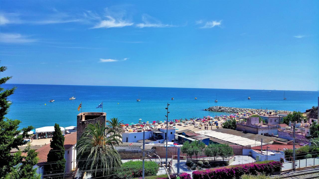 Helena Seaview & Beach-Apartment Montgat Eksteriør bilde